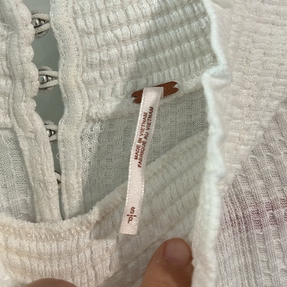 Free People - small, white Boulevard Ruffle smocked turtle neck - Picture 4 of 6